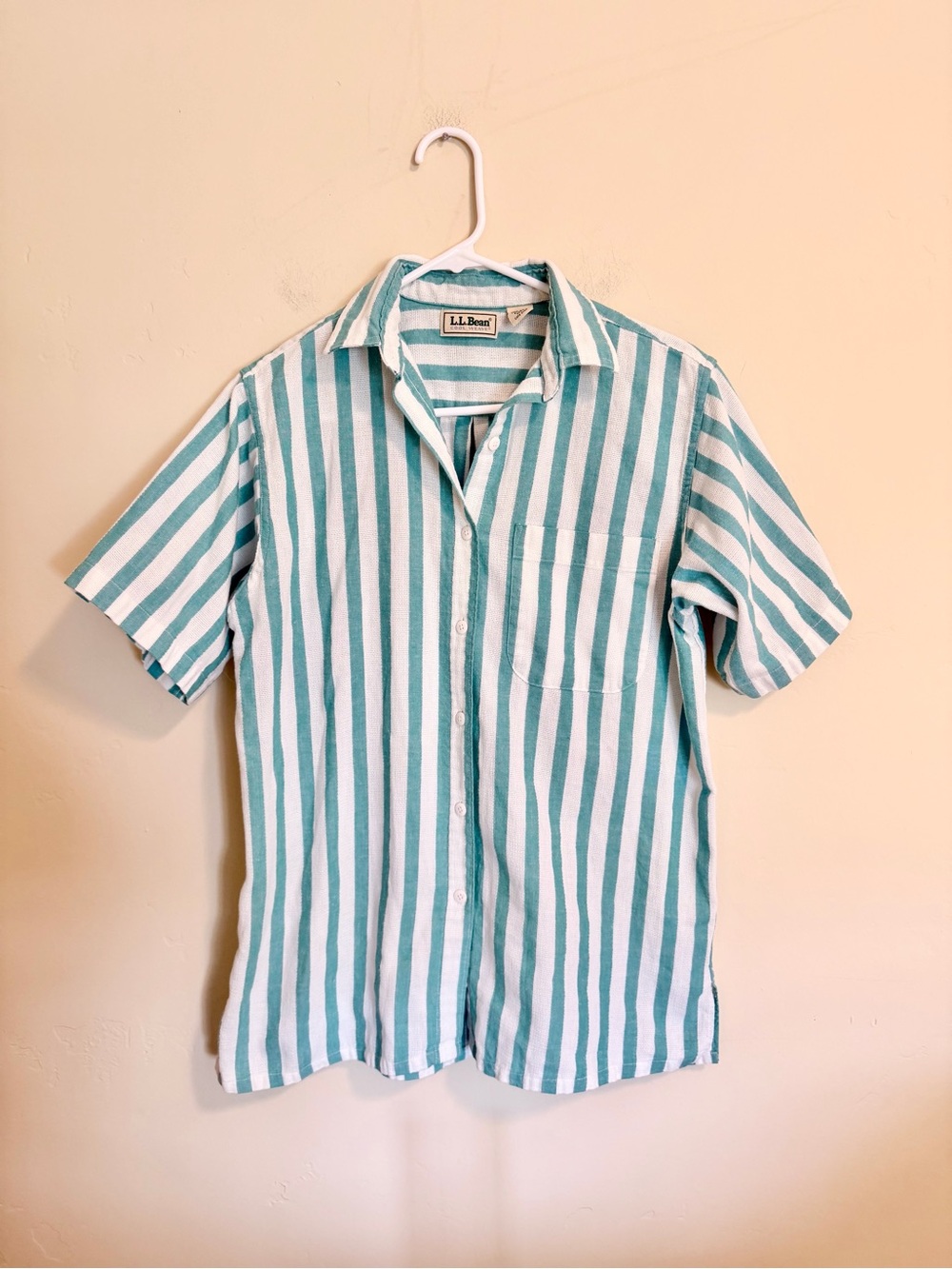 L.L. Bean Cool Weave Vintage Teal and White Striped Short-Sleeve Button-Up Shirt